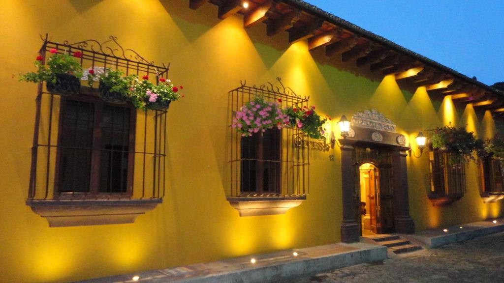 Hotel Genessis Antigua Bagian luar foto
