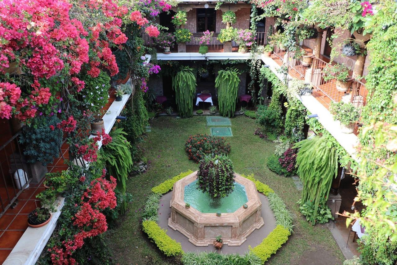 Hotel Genessis Antigua Bagian luar foto
