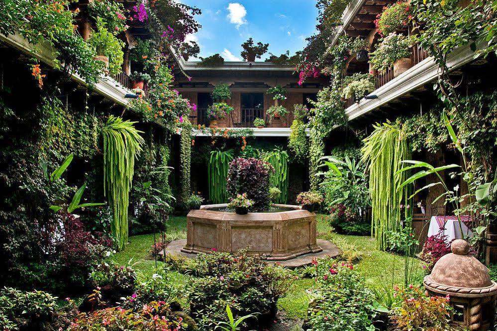 Hotel Genessis Antigua Bagian luar foto