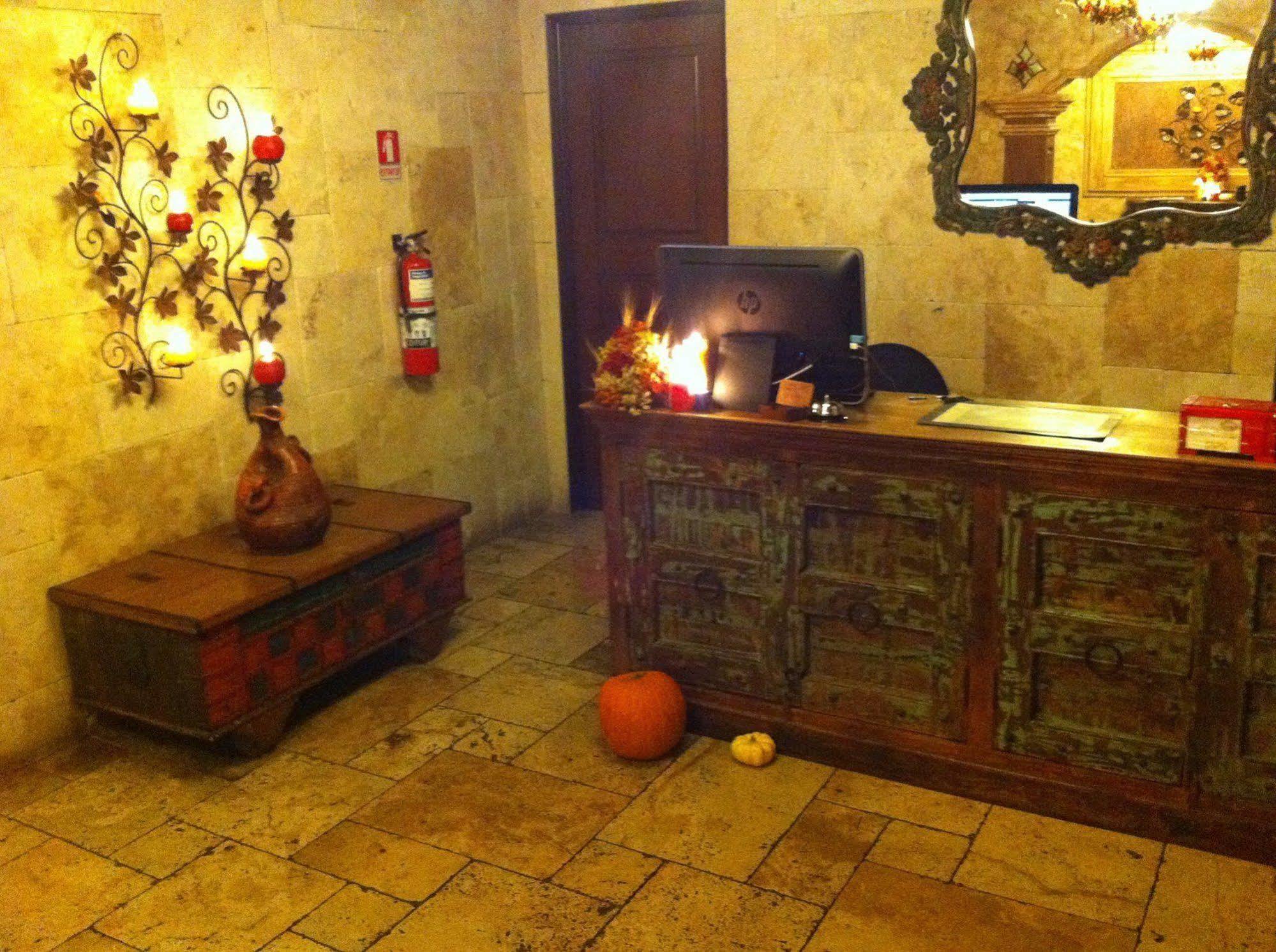 Hotel Genessis Antigua Bagian luar foto